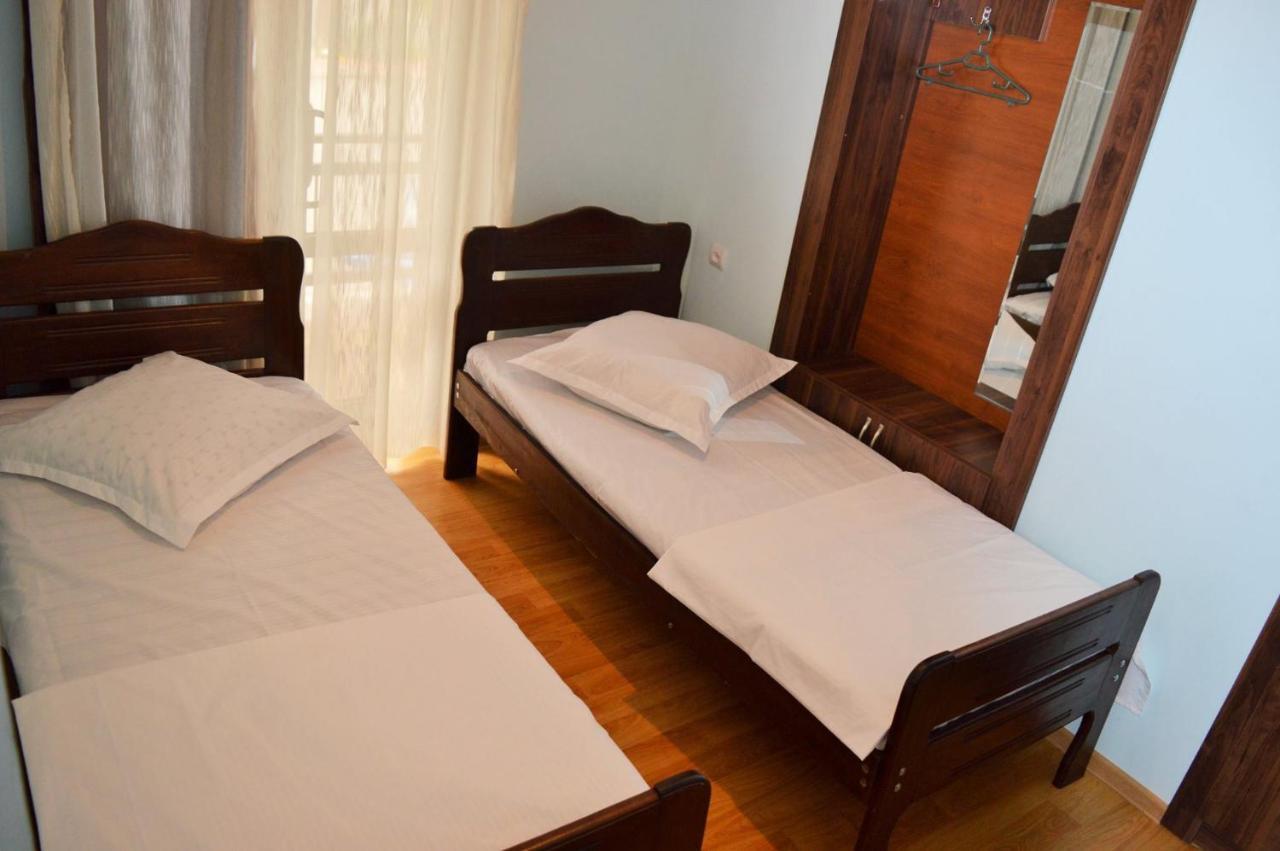 Hotel Tedi Кварели Экстерьер фото